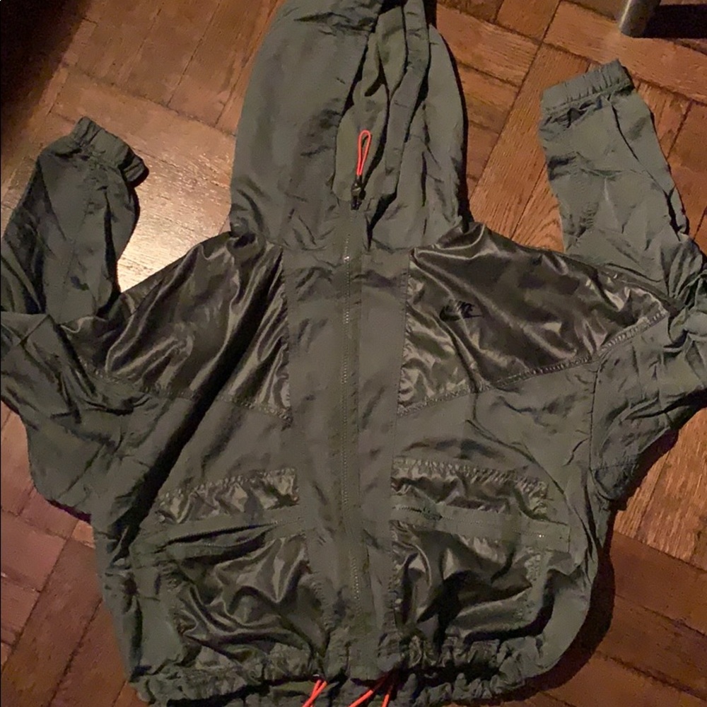 Nike windbreaker